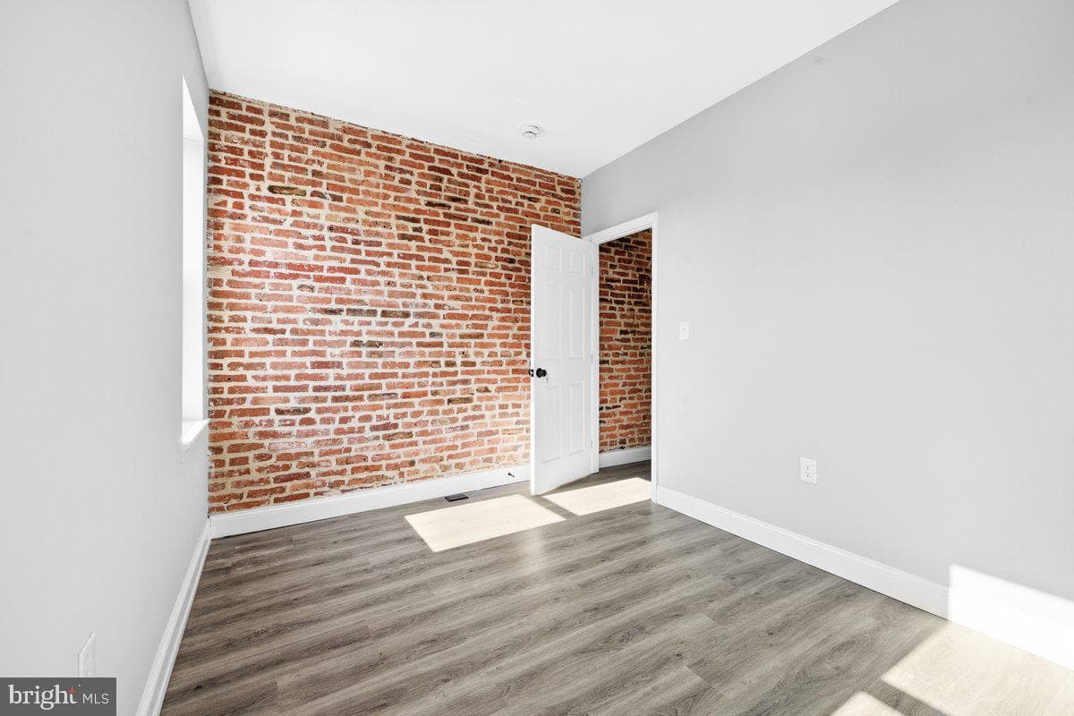 3017 Frederick Avenue photo 17
