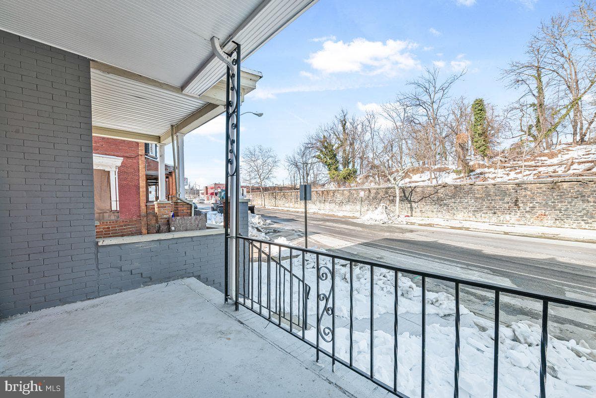 3017 Frederick Avenue photo 2