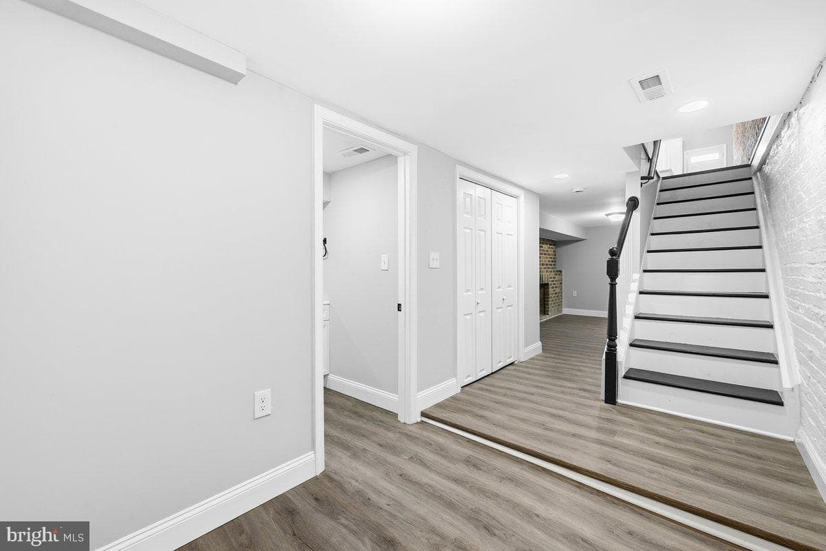 3017 Frederick Avenue photo 21