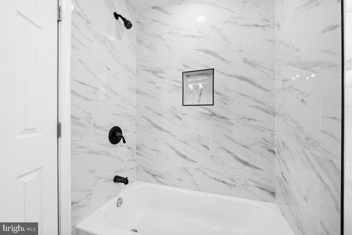 3017 Frederick Avenue photo 26