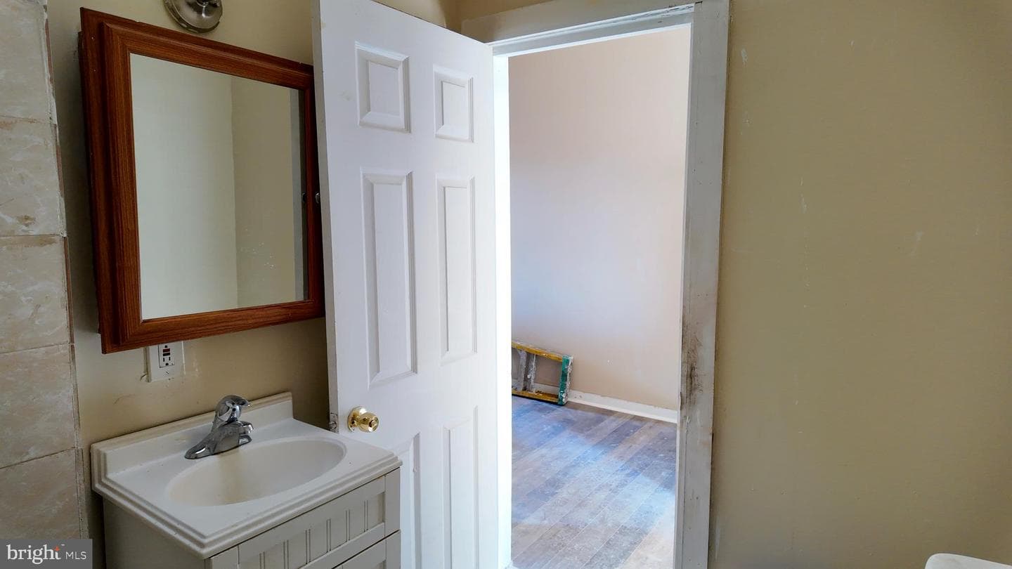 2562 Edmondson Avenue photo 22