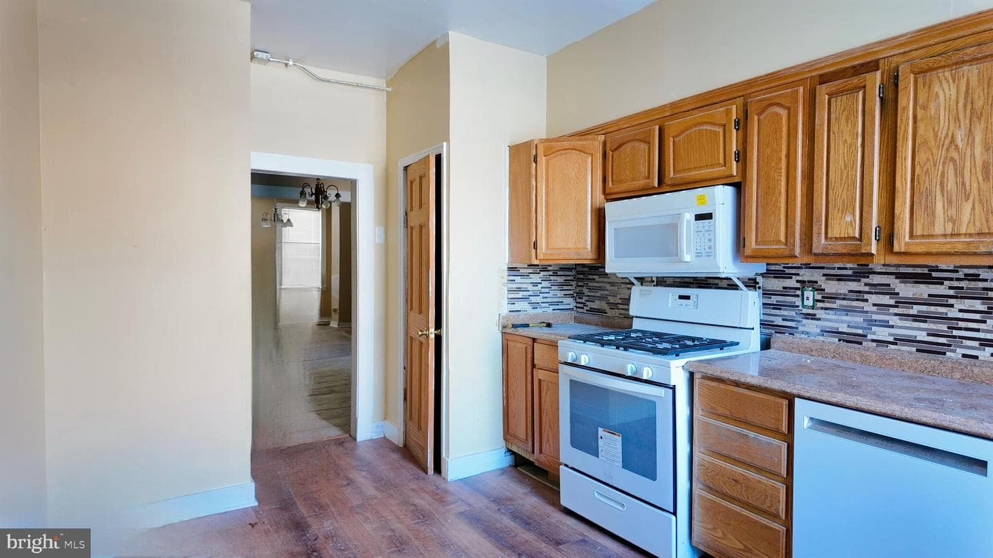 2562 Edmondson Avenue photo 3