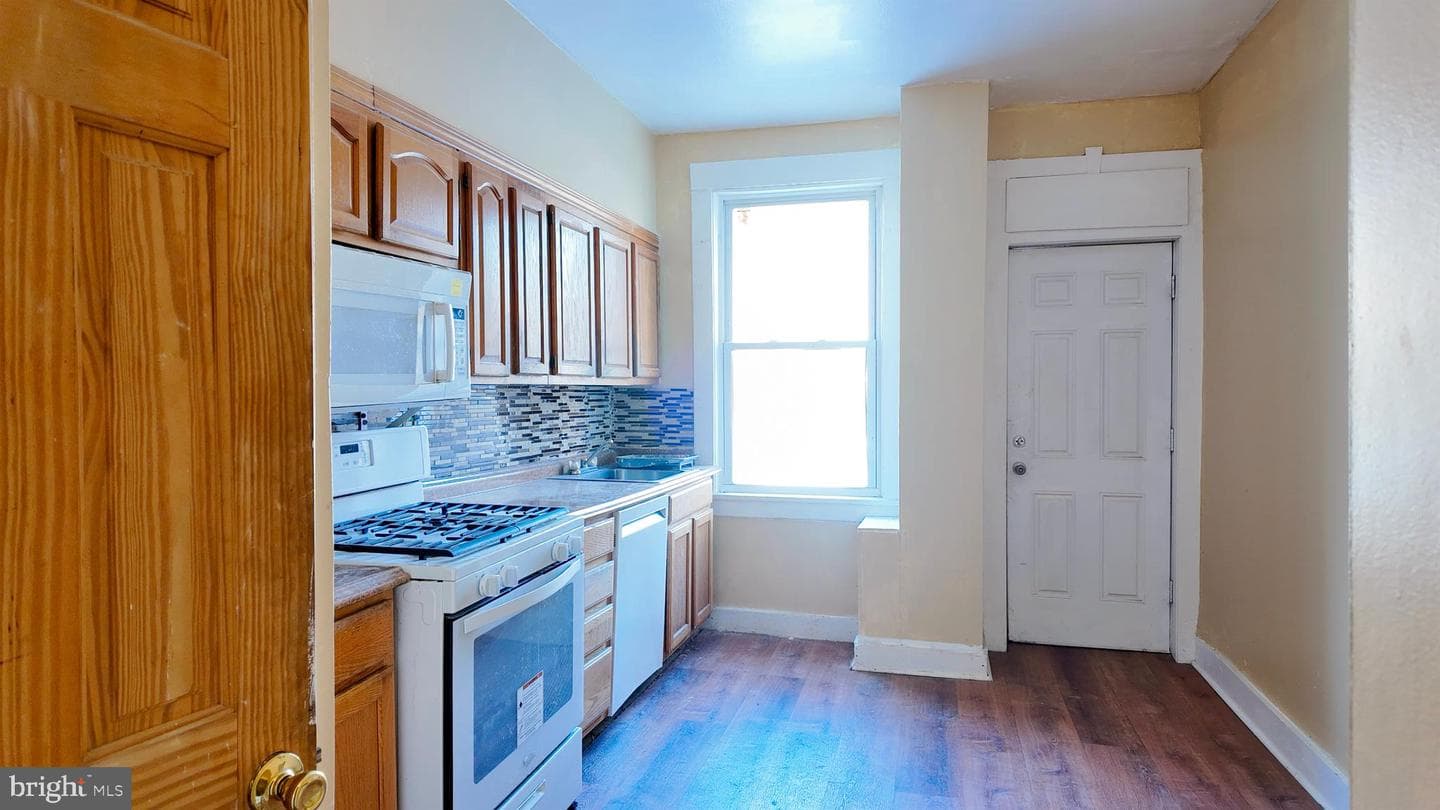 2562 Edmondson Avenue photo 9