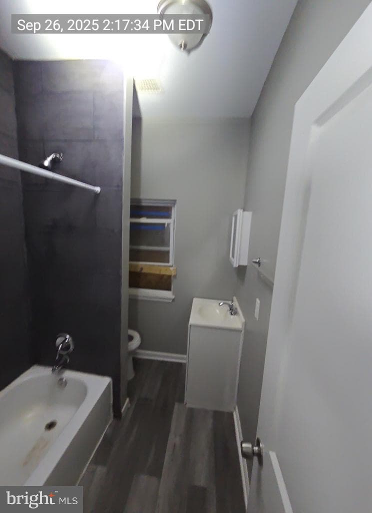 3916 Ridgewood Avenue photo 4