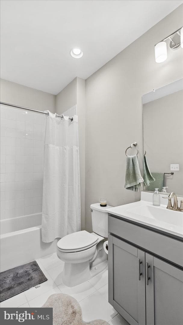 4005 Harmony Court photo 35