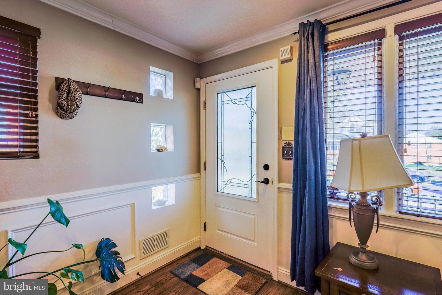 3011 Manhattan Avenue photo 10