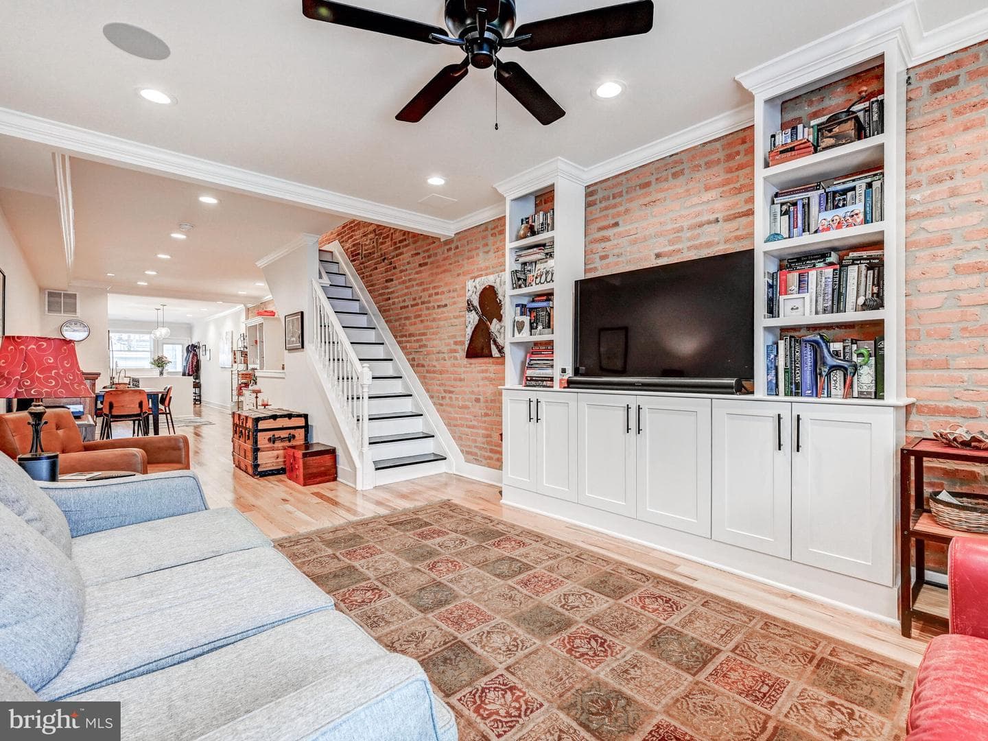 3110 Foster Avenue photo 11