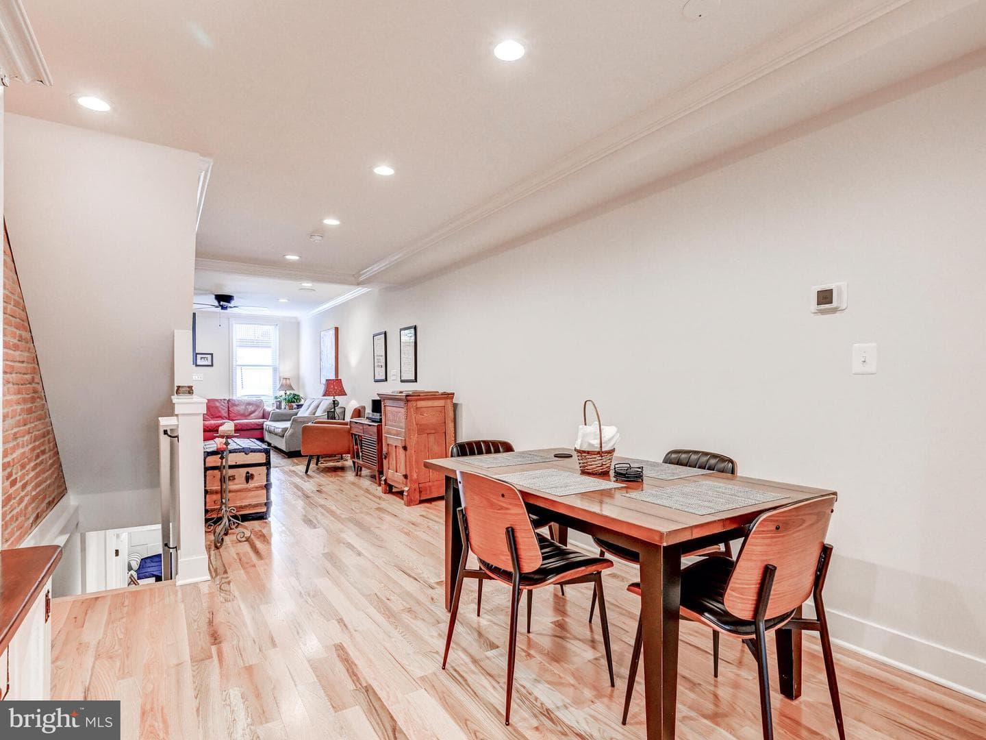 3110 Foster Avenue photo 16
