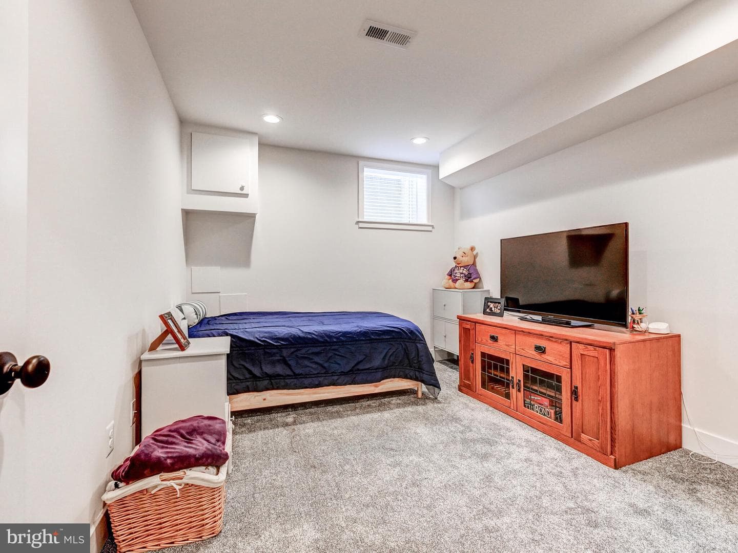 3110 Foster Avenue photo 25
