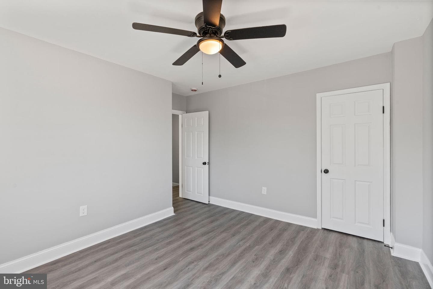 402 Croydon Road photo 25