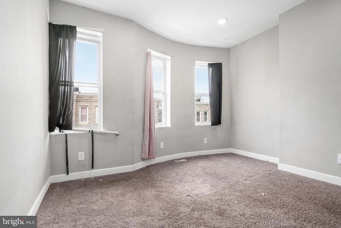 805 Mckean Avenue photo 16