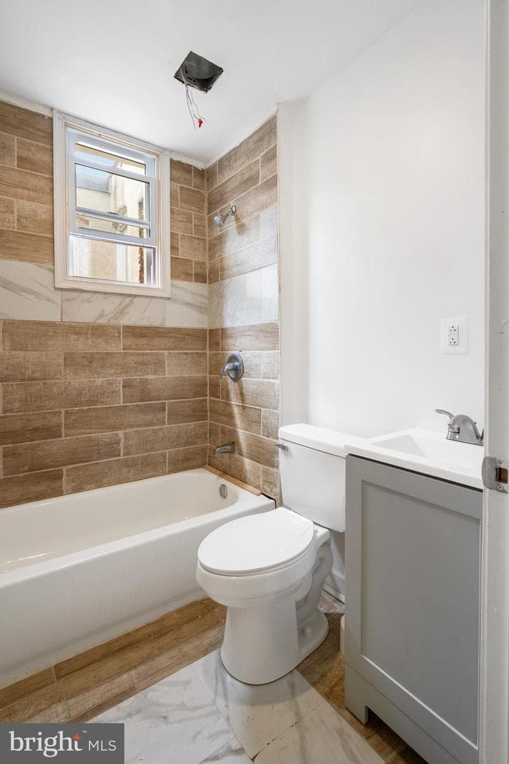 805 Mckean Avenue photo 23