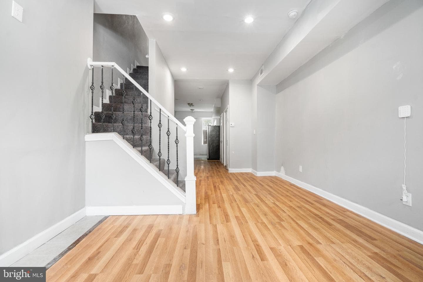 805 Mckean Avenue photo 5