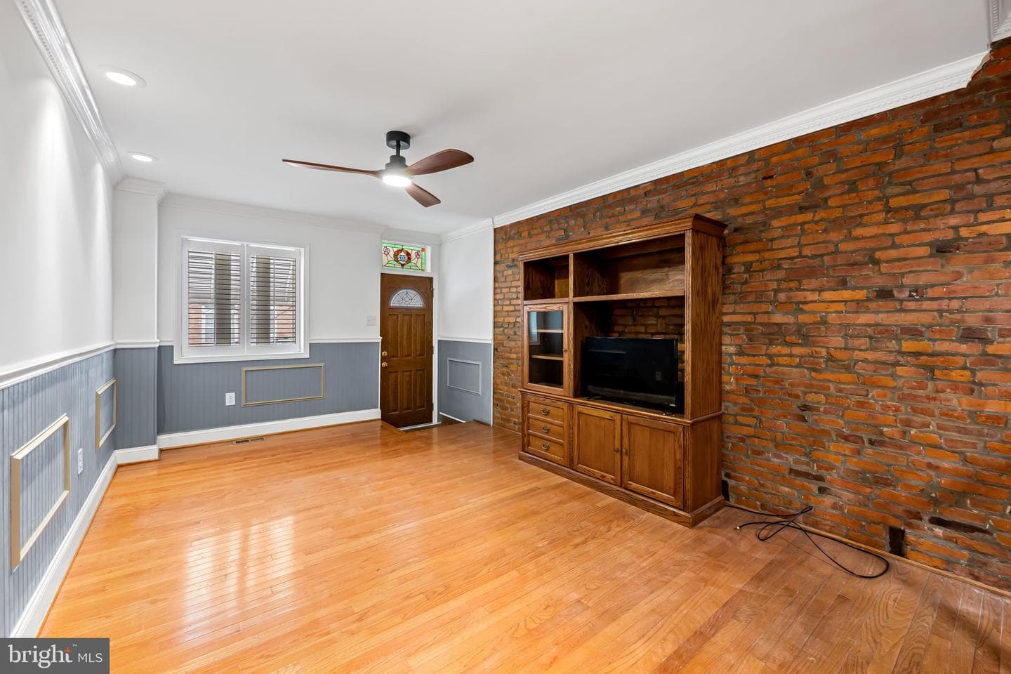 602 S Curley Street photo 4