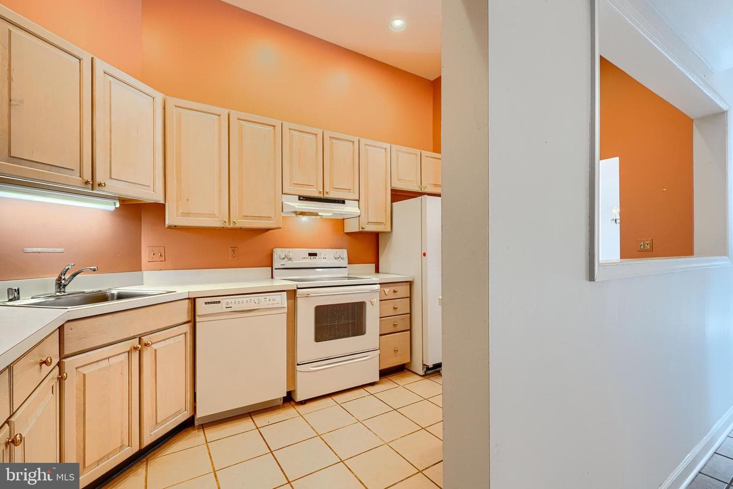 5712 Roland Avenue #1e photo 3