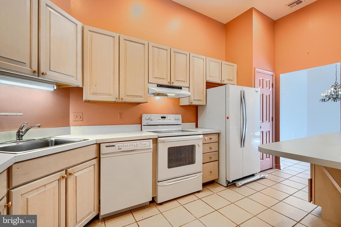 5712 Roland Avenue #1e photo 4