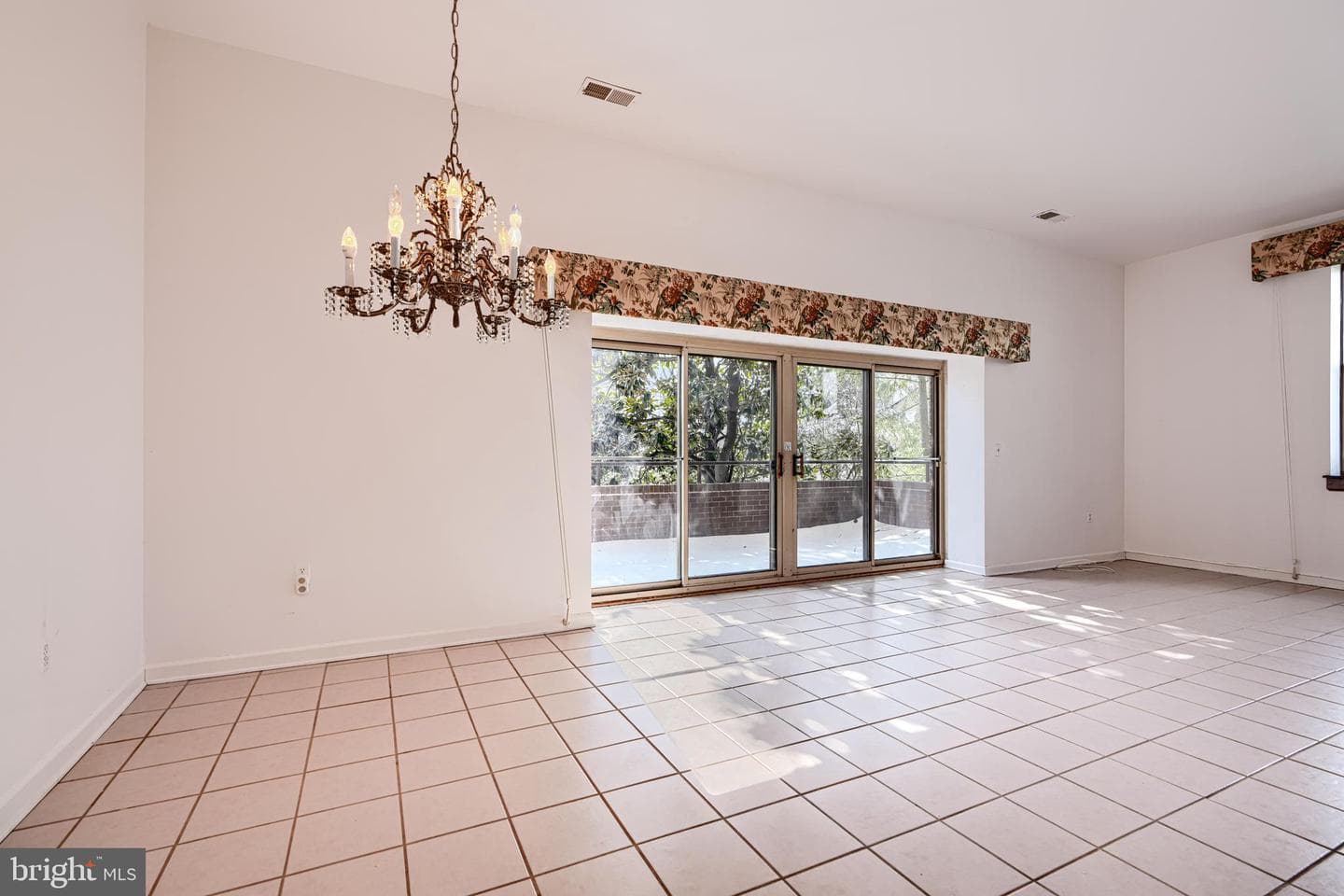5712 Roland Avenue #1e photo 9