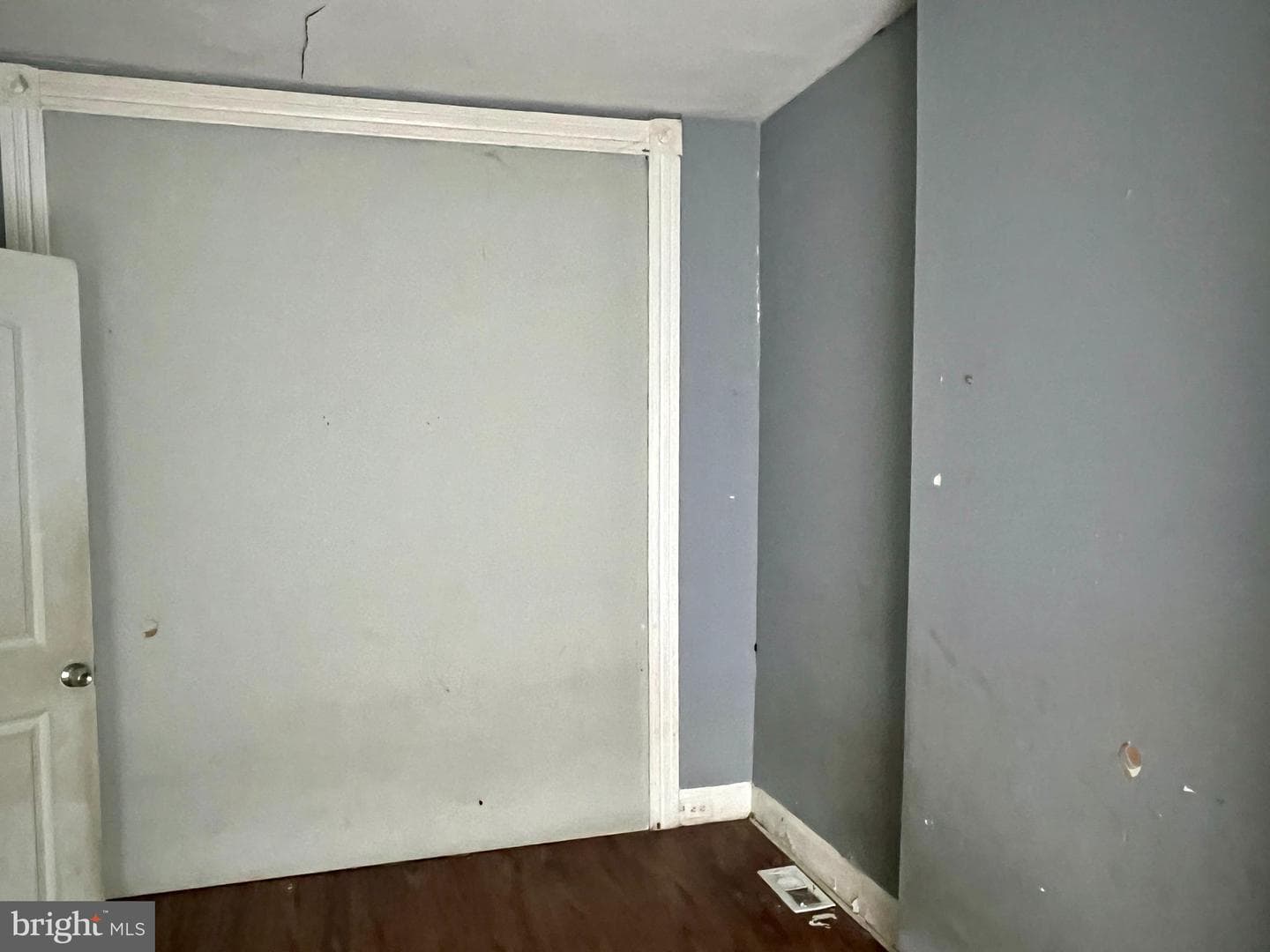 615 N Kenwood Avenue photo 2