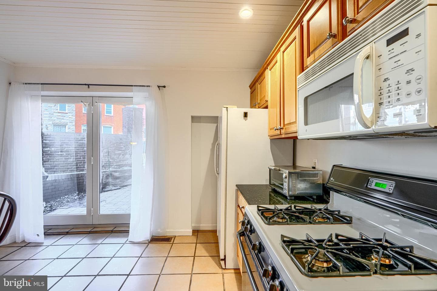 2102 Cambridge Street photo 13