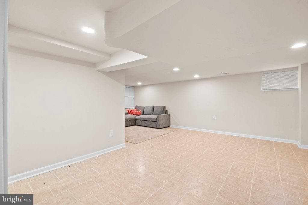 4919 Harford Road photo 46