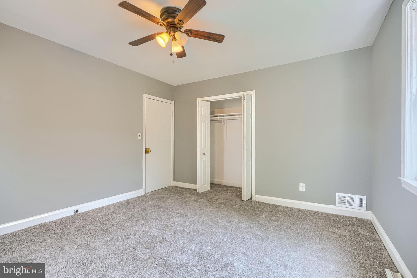 6227 Pioneer Drive photo 18
