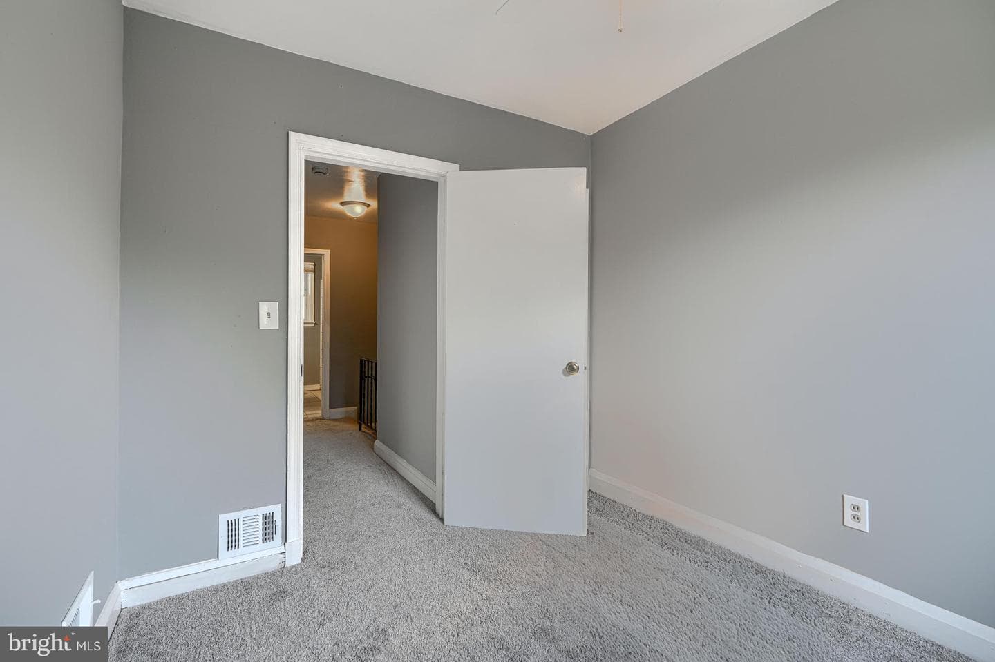 6227 Pioneer Drive photo 21