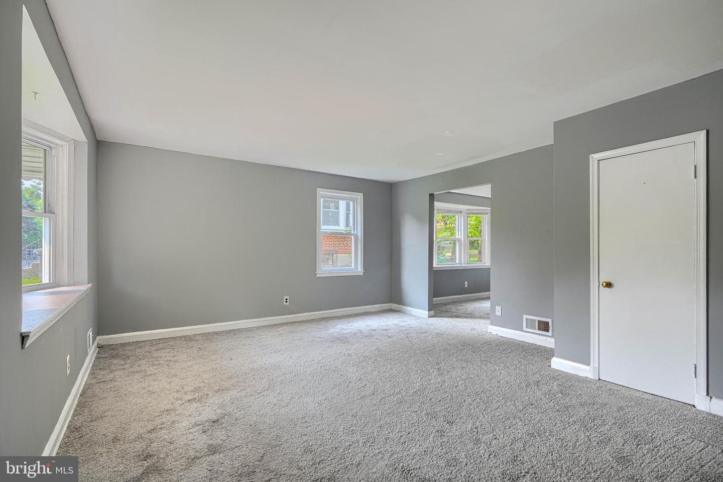 6227 Pioneer Drive photo 5