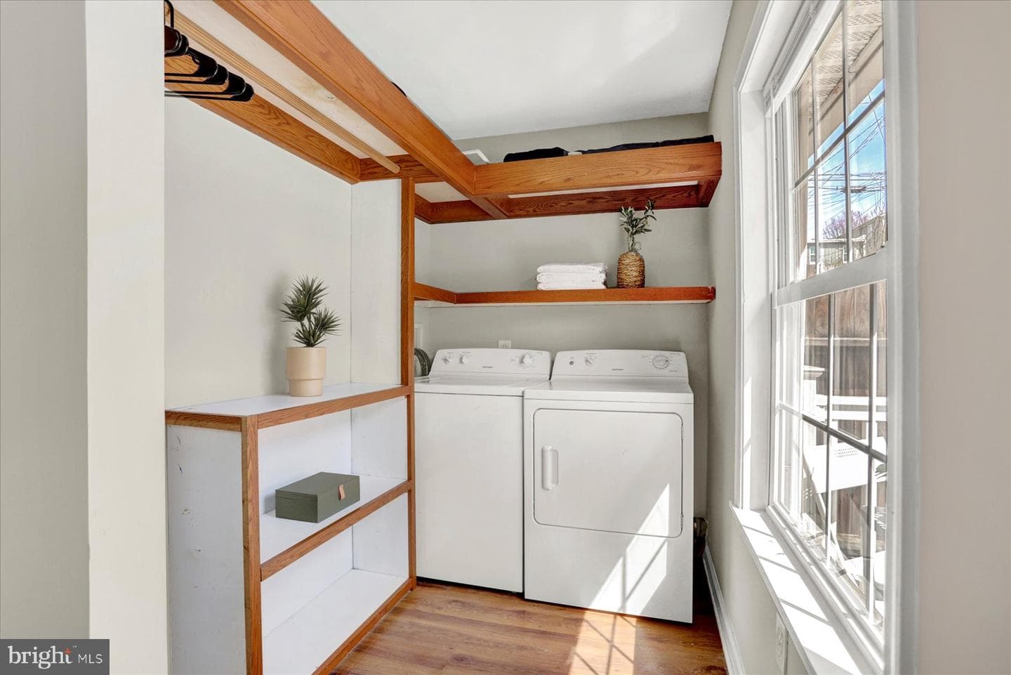 1523 Baldwin Street photo 10