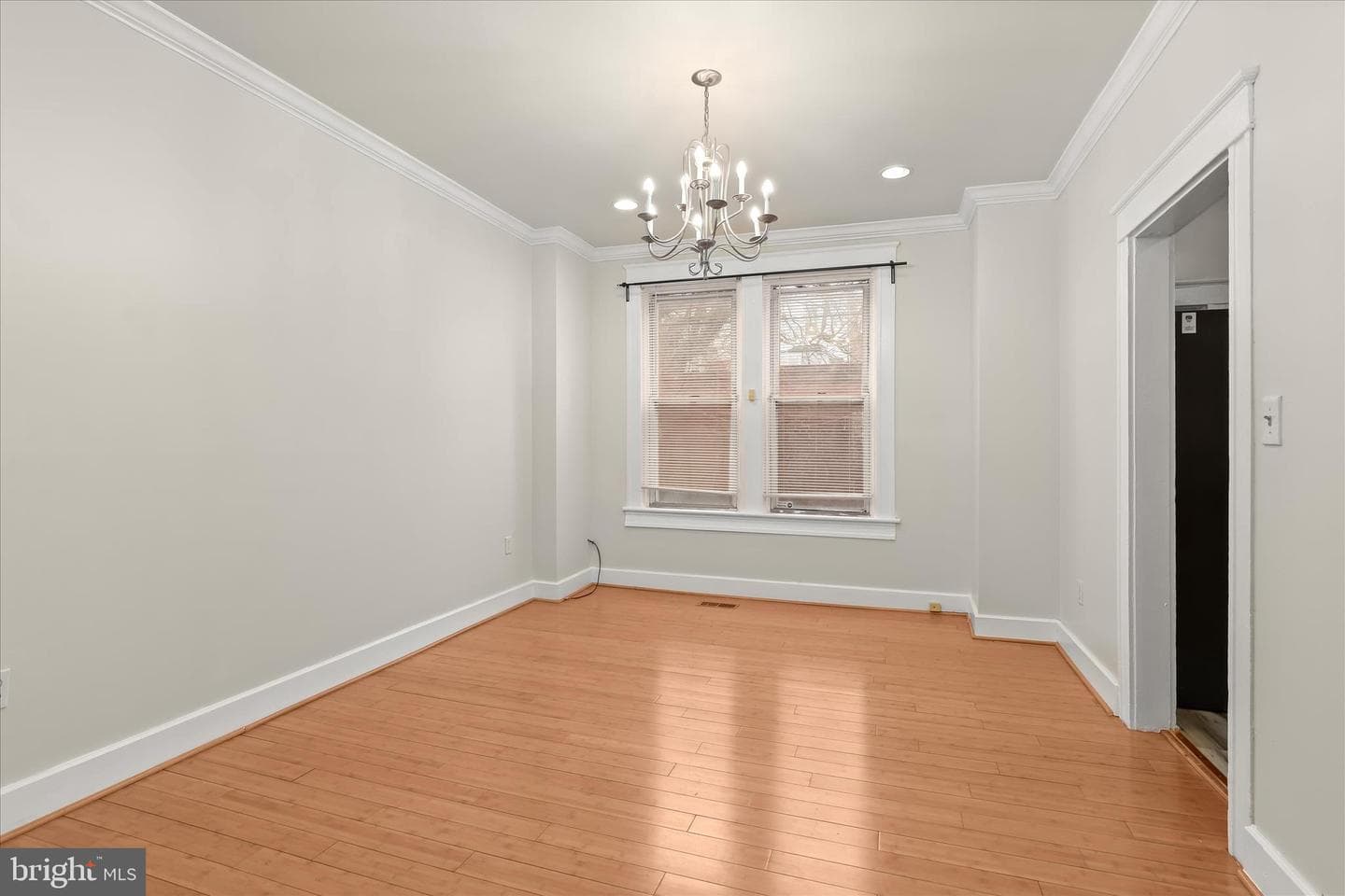 1815 E 32nd Street photo 7