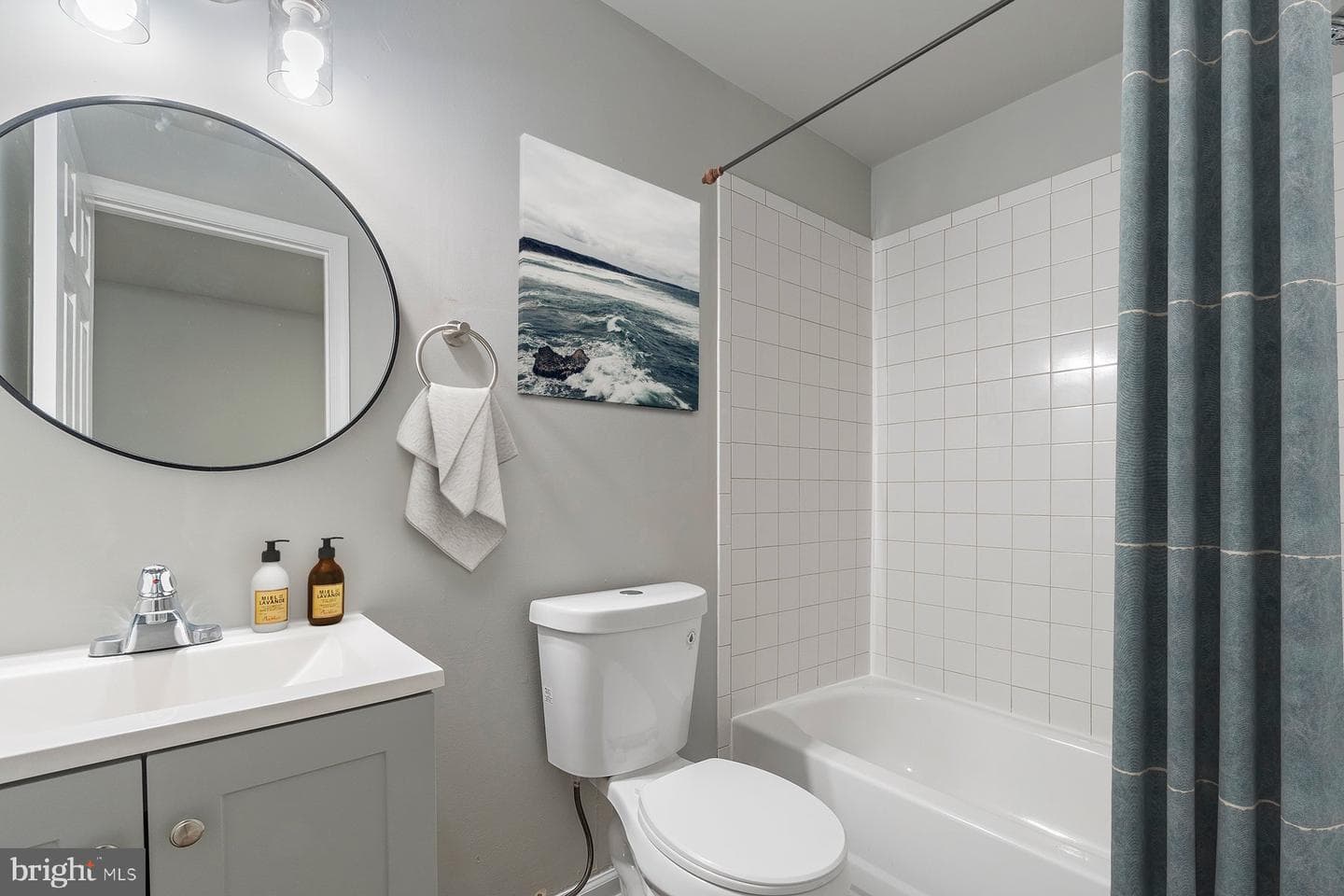 518 N Rose photo 9