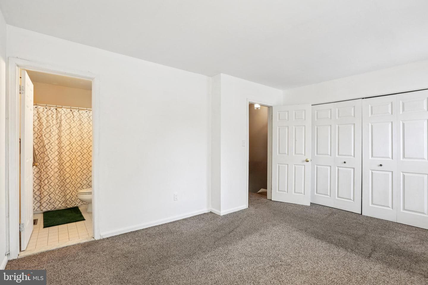 915 Dartmouth Glen Way photo 16