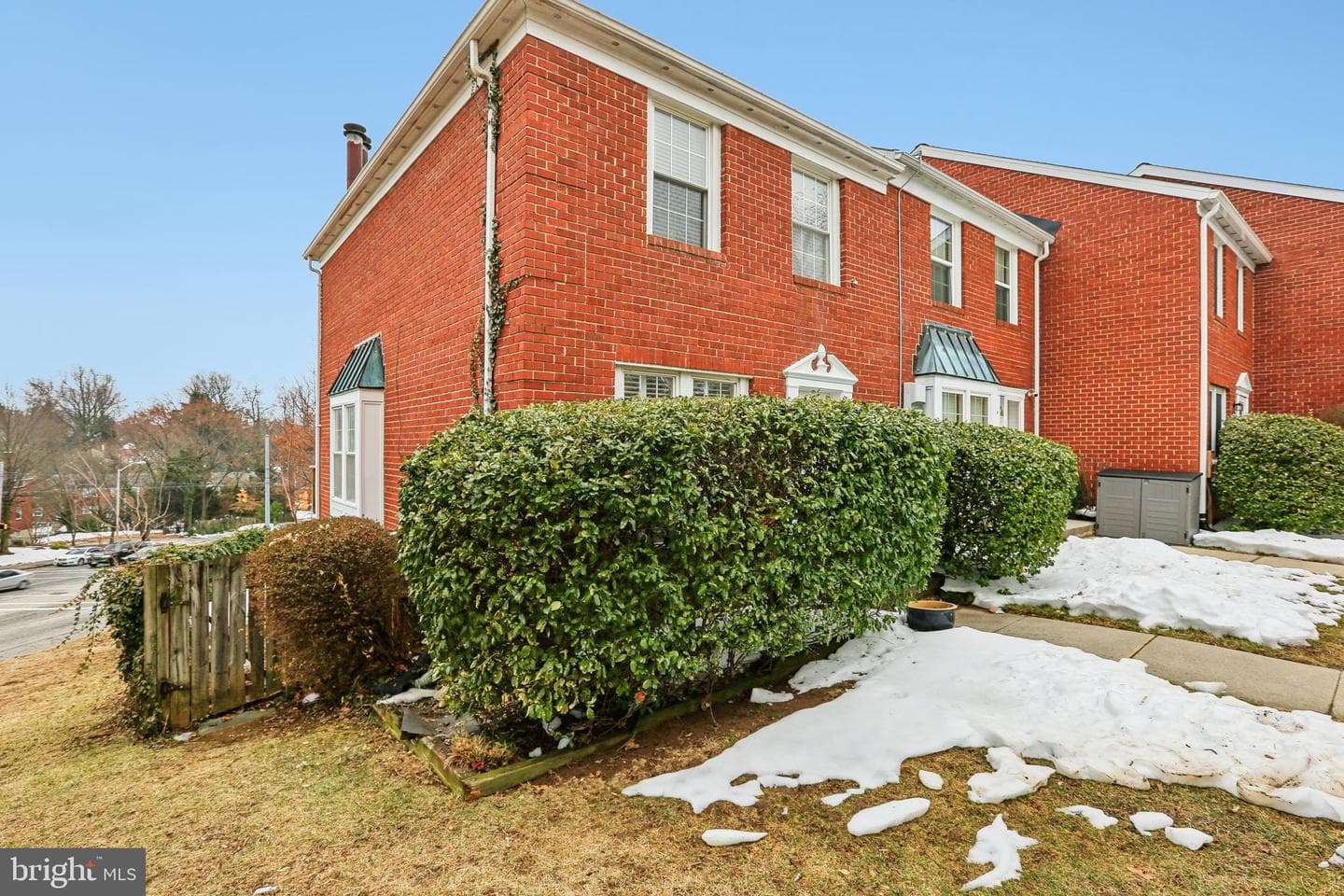 915 Dartmouth Glen Way photo 3
