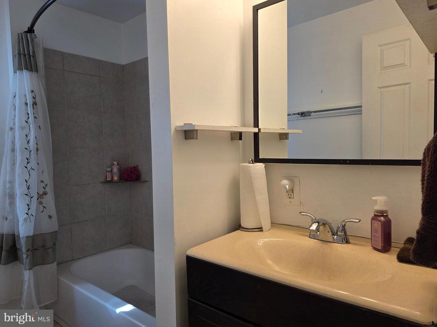 6000 Glen Falls Avenue photo 23