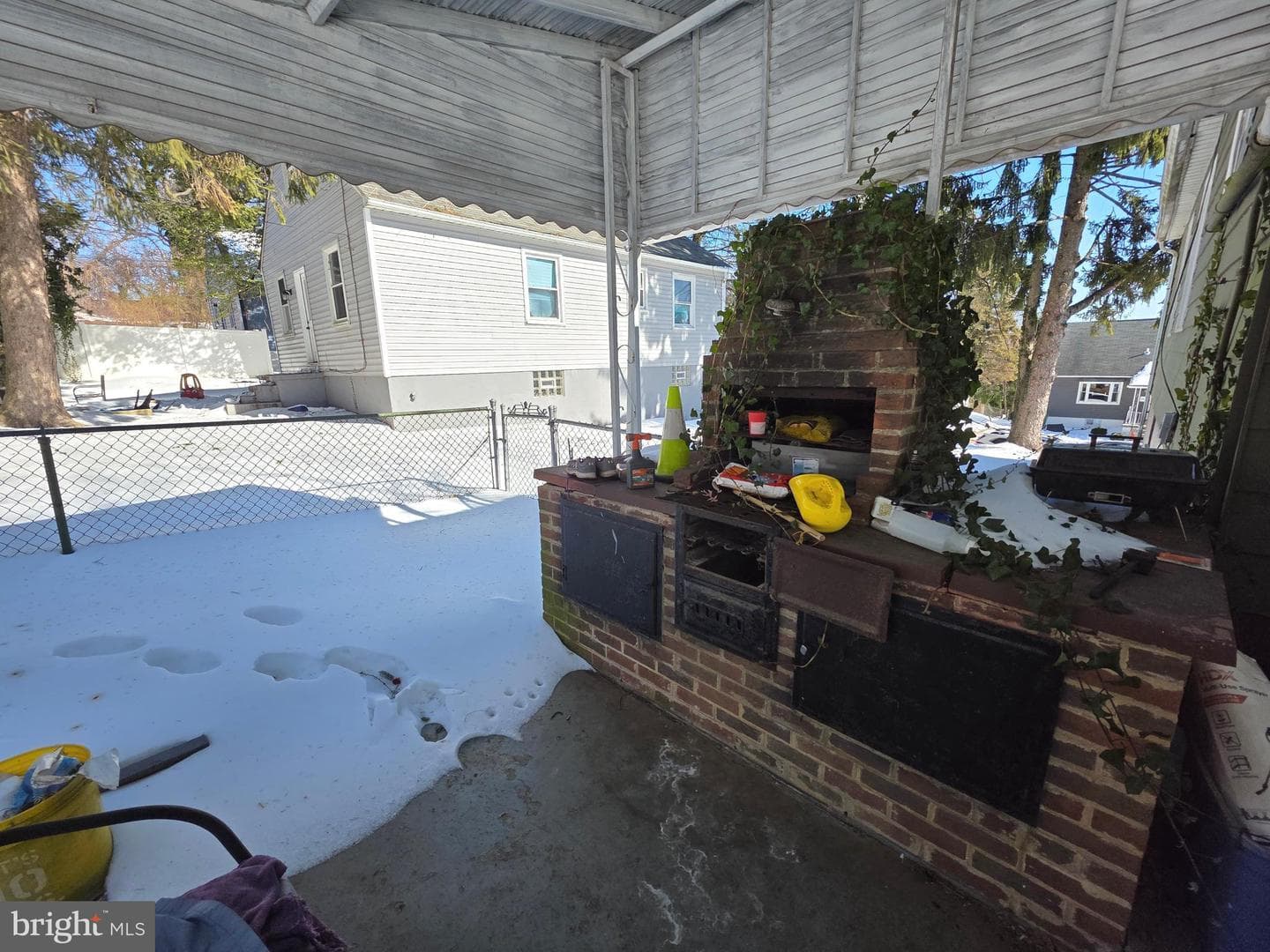 6000 Glen Falls Avenue photo 46