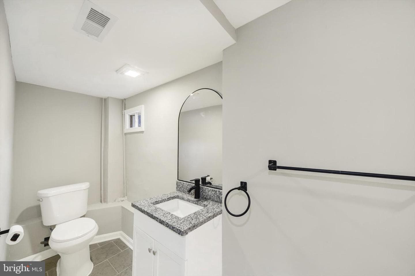 5404 Crismer Avenue photo 36