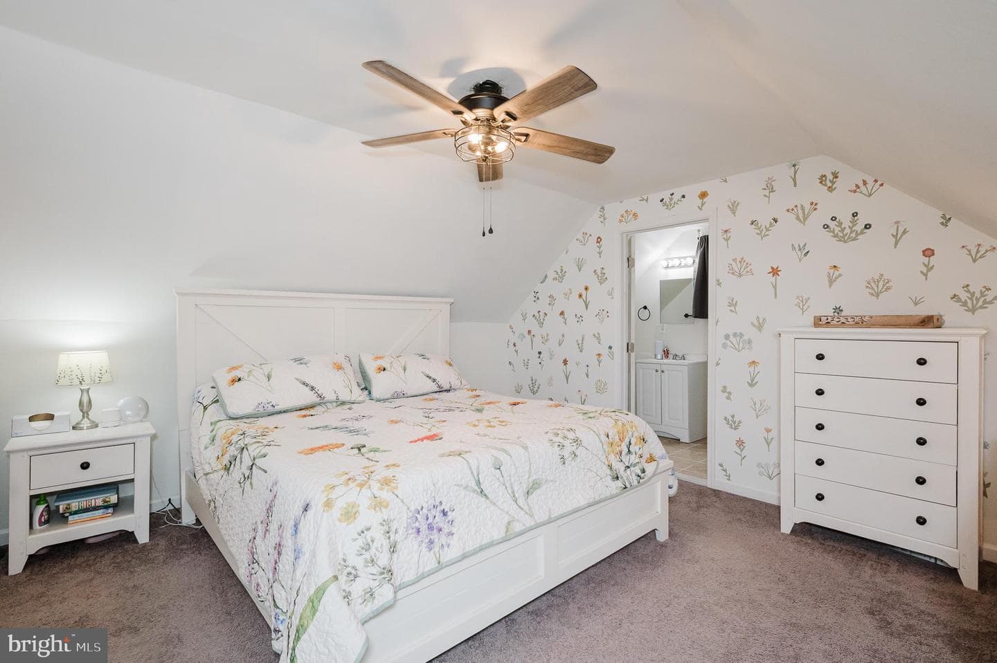 5709 Anthony Avenue photo 27