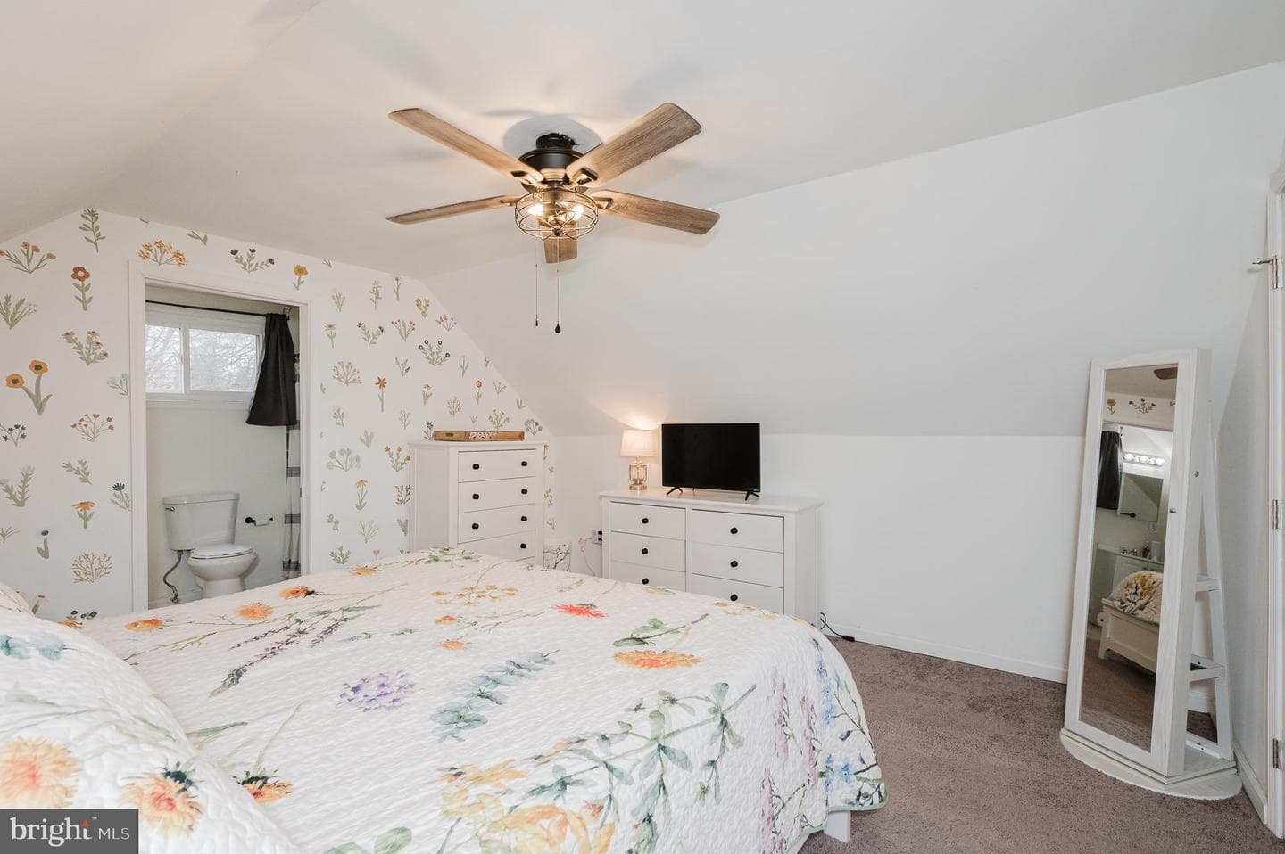 5709 Anthony Avenue photo 29