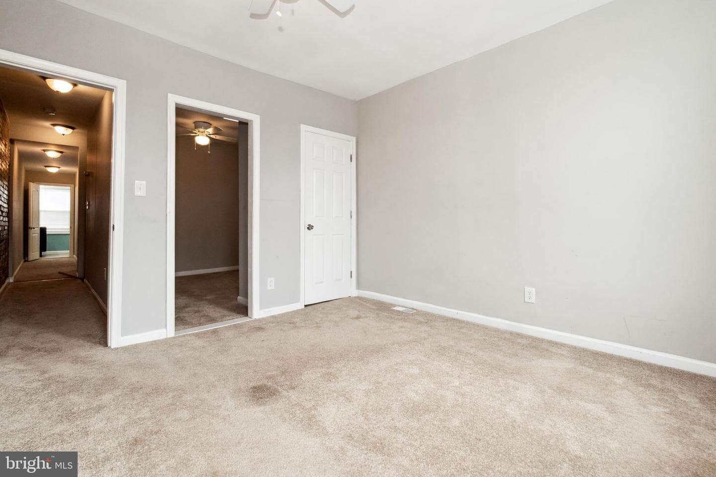 2012 Eagle Street photo 20
