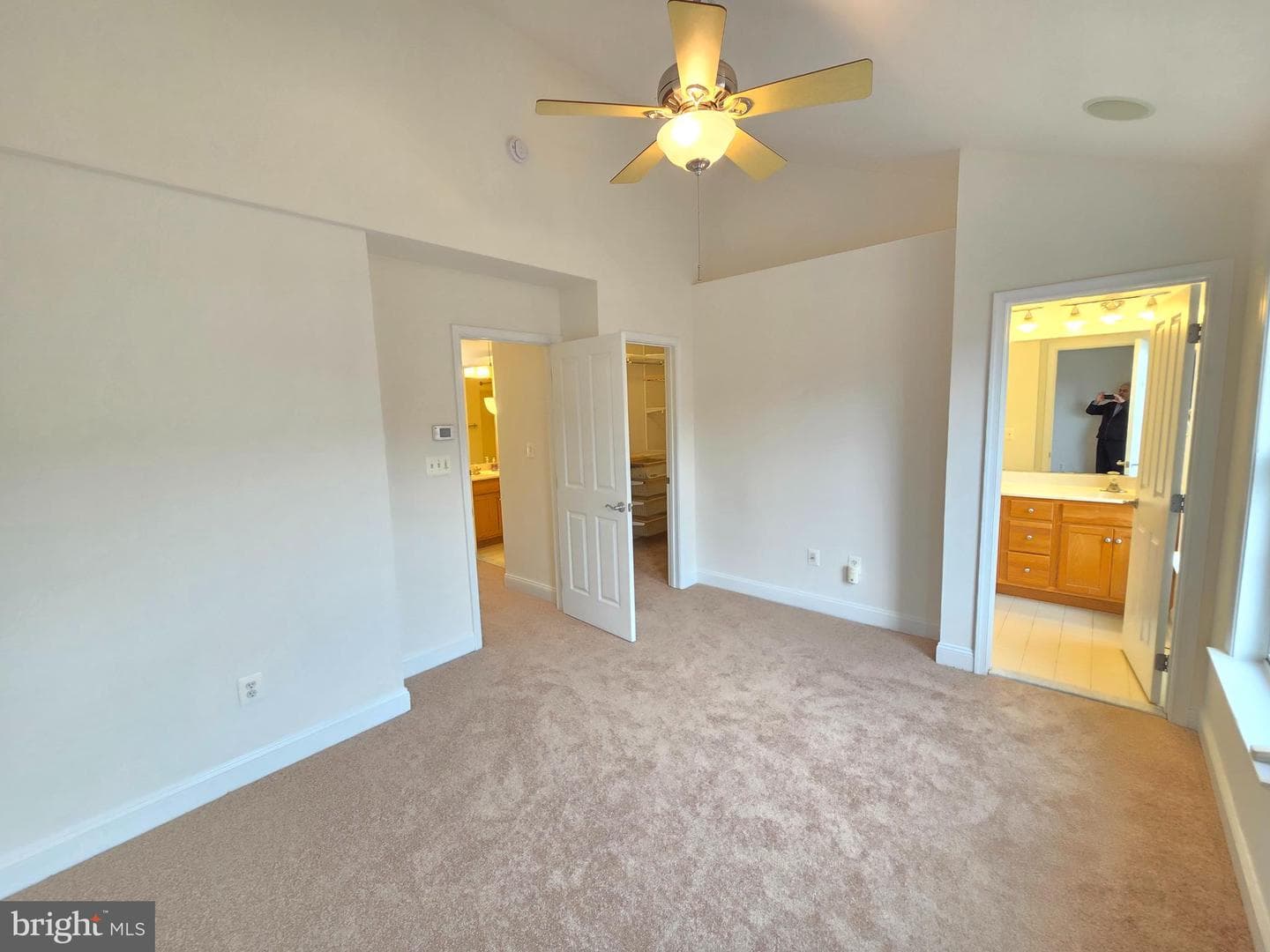 876 Ryan Street photo 18