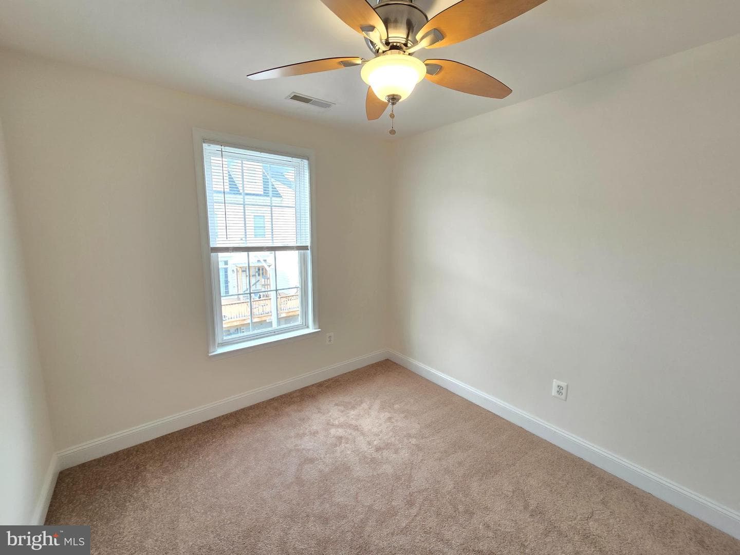 876 Ryan Street photo 24