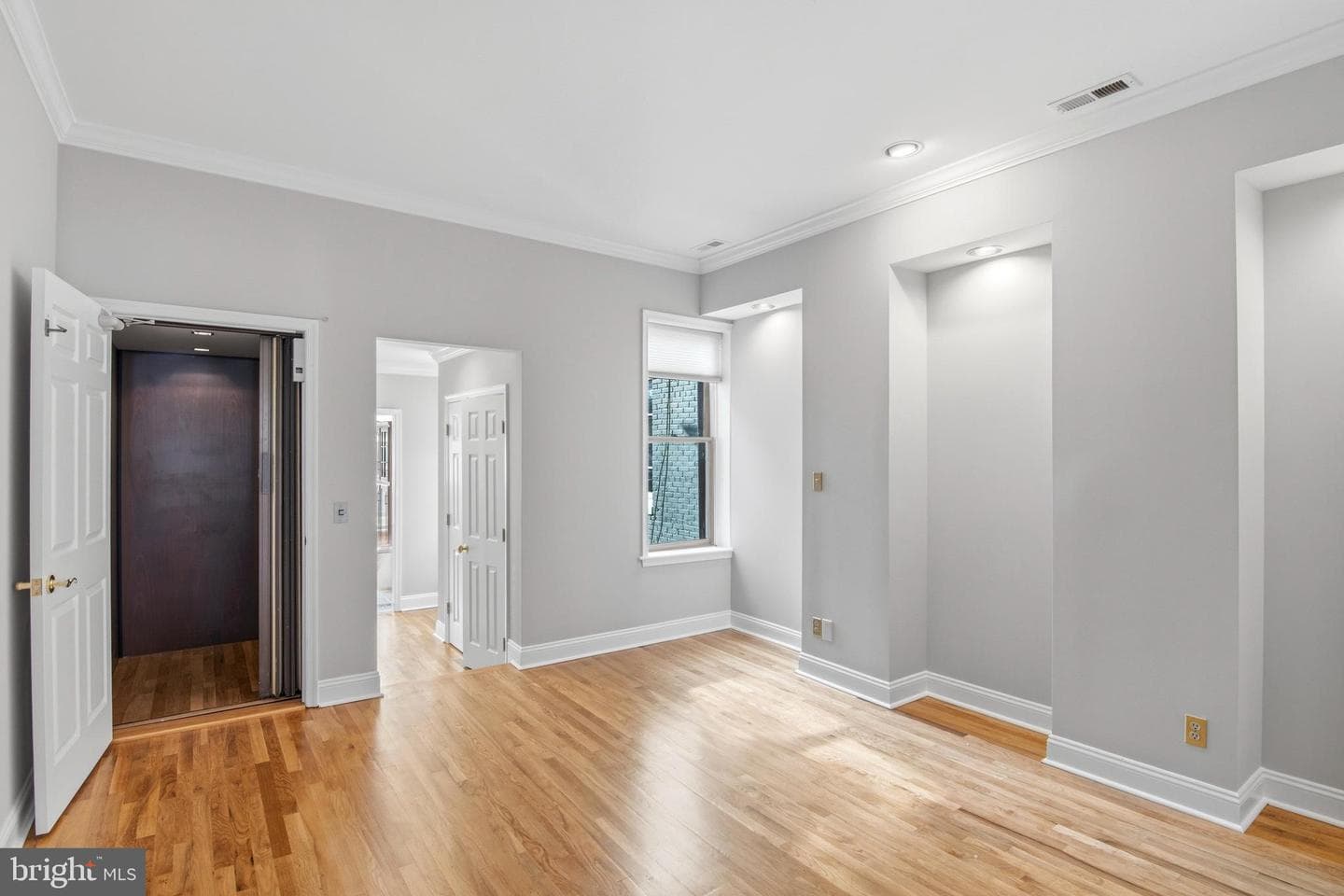 409 Warren Avenue photo 14