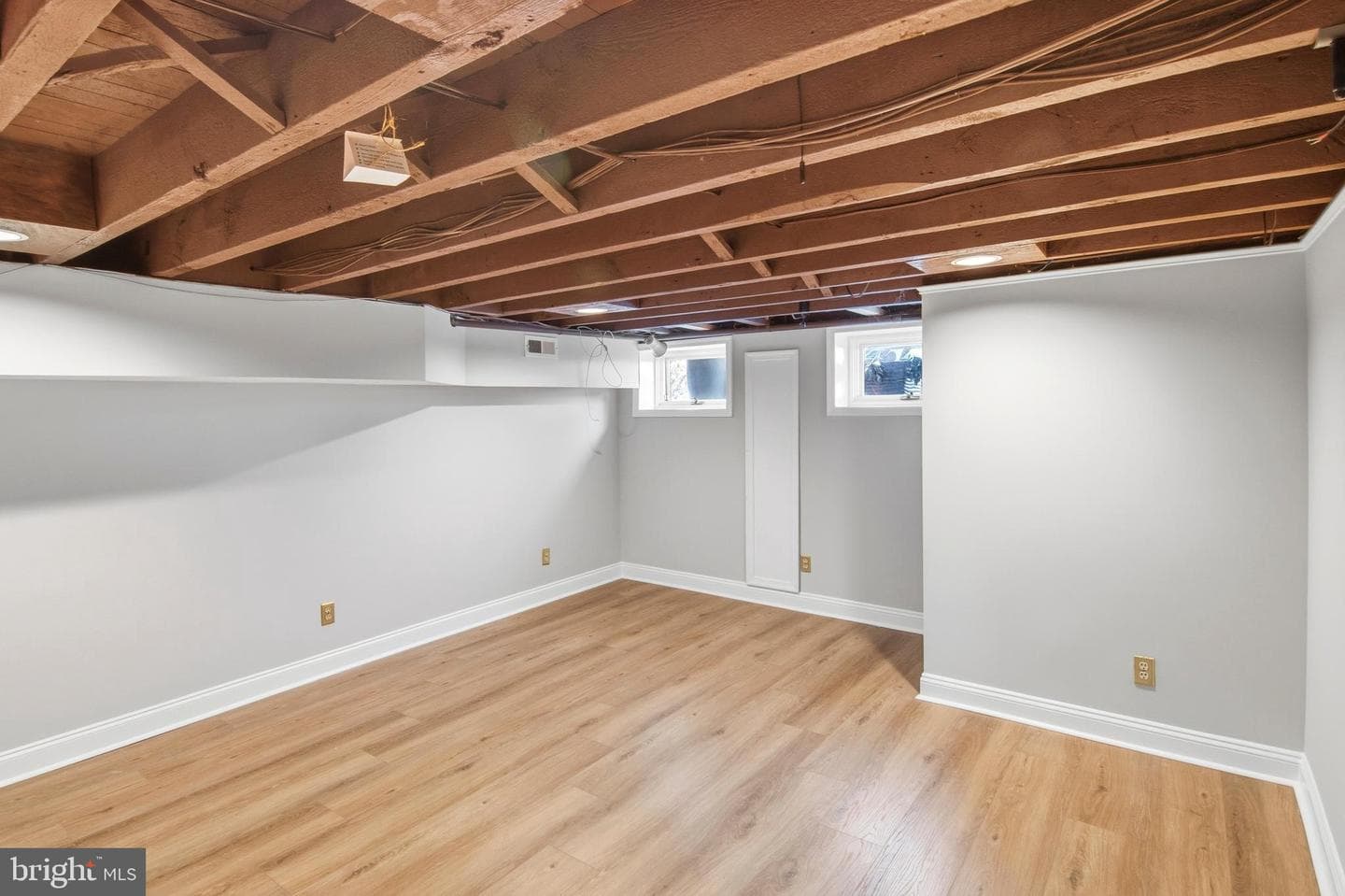 409 Warren Avenue photo 24