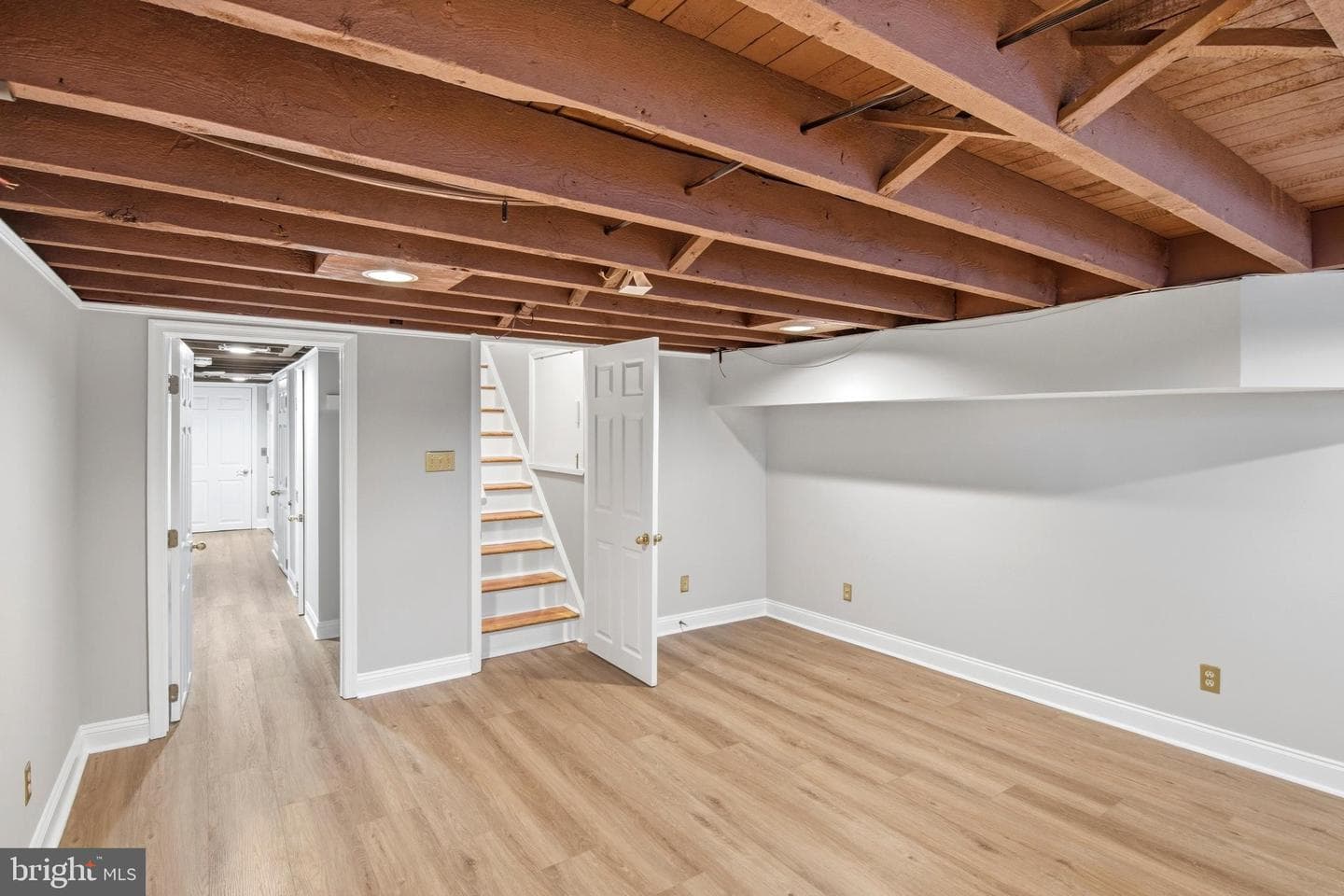 409 Warren Avenue photo 25