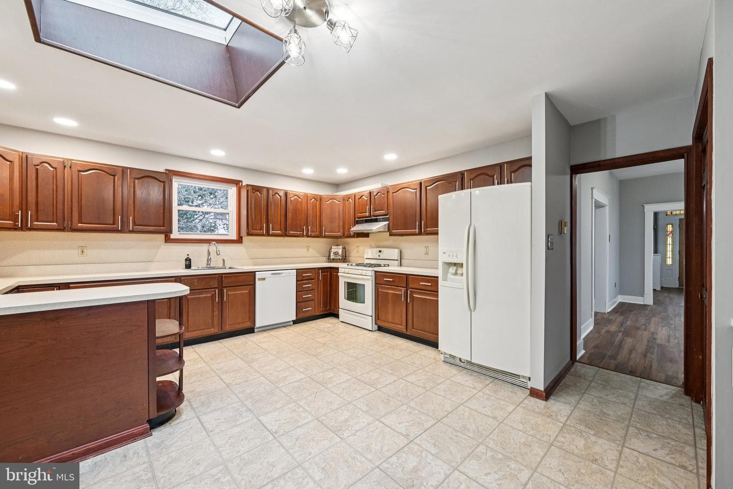 4211 Parkmont Avenue photo 21
