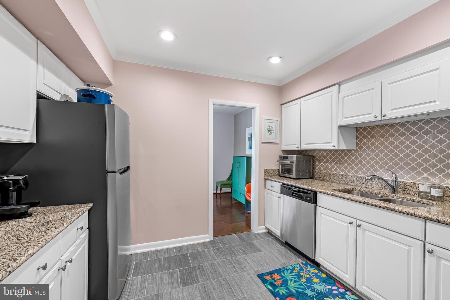 22 Cross Keys Road #22e photo 8
