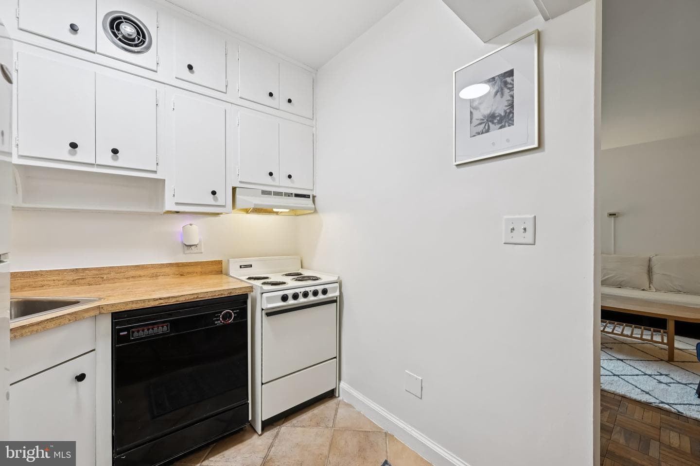 3601 Greenway #303 photo 15