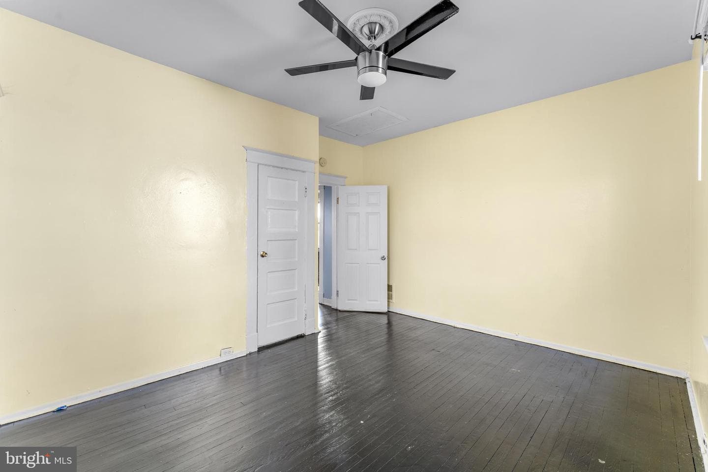 608 Tunbridge Road photo 15