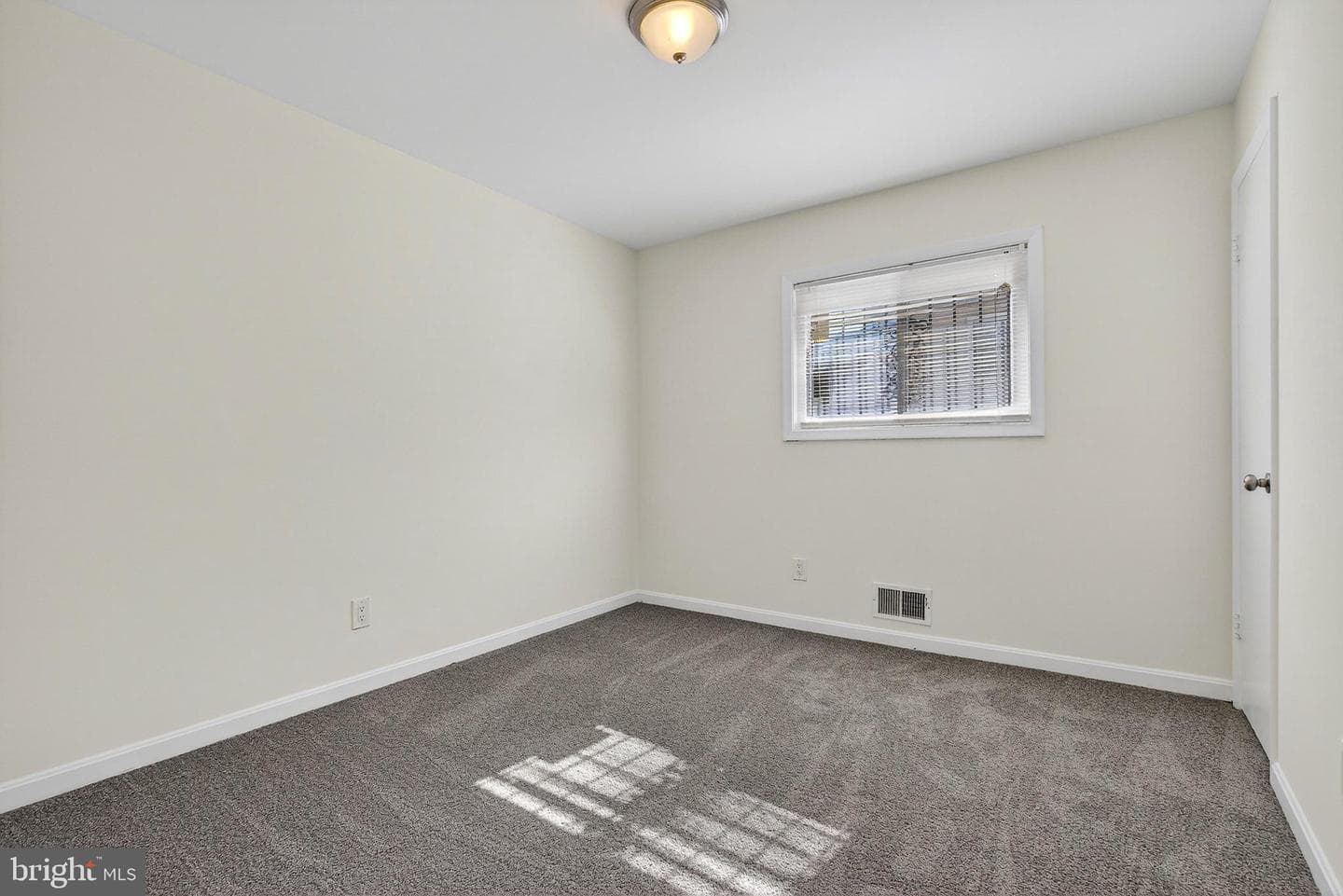 5120 The Alameda photo 15