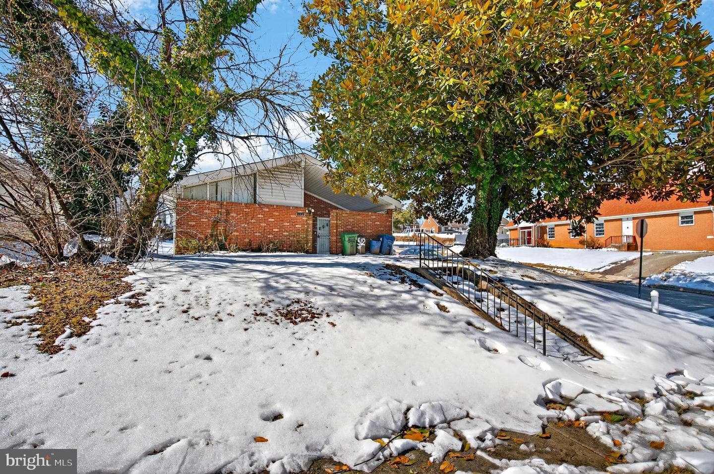 5120 The Alameda photo 3