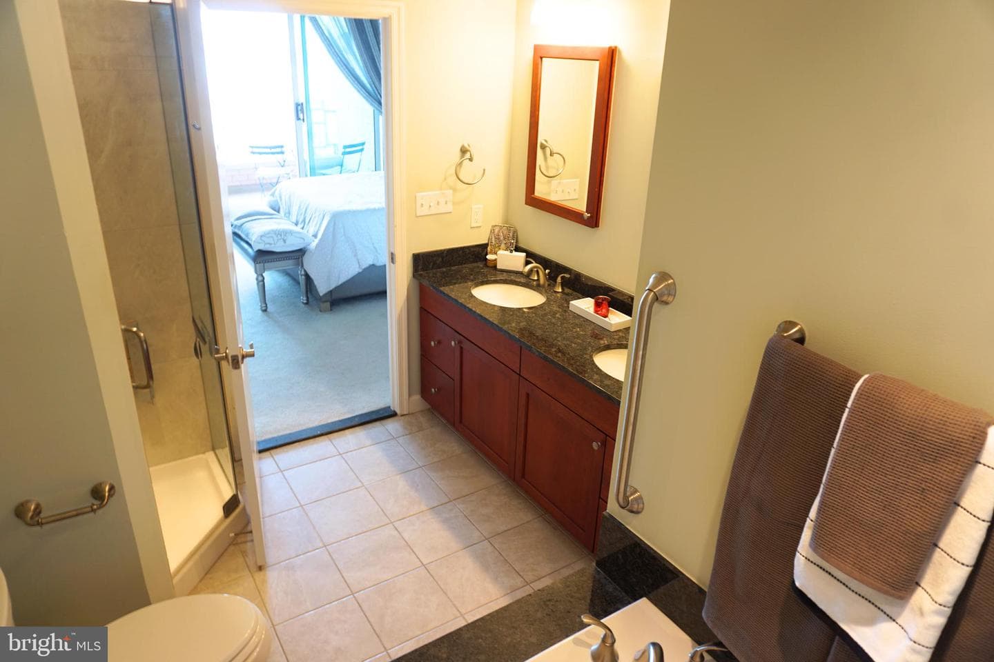 100 Harborview Drive #611 photo 22